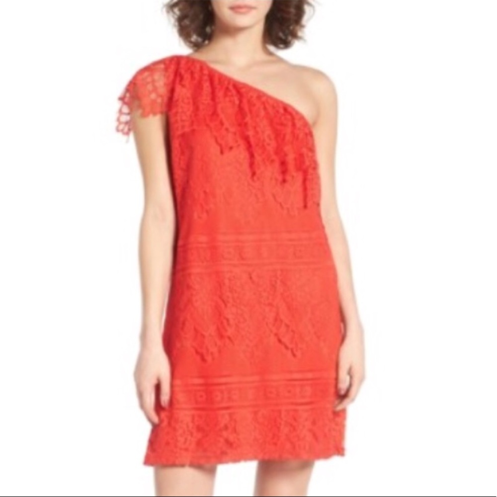 Lace one shoulder dress